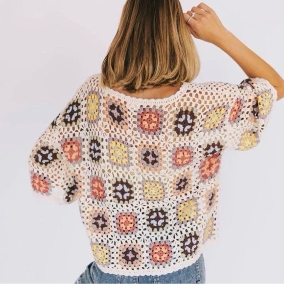 POL Crochet Granny Motif Cardigan in Cream with Lavender, Brown & Peach Accents - Picture 9 of 9